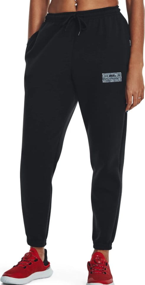 https://top4running.com/products/1377175-001/under-armour-ua-summit-knit-joggers-603339-1377175-002-960.jpg